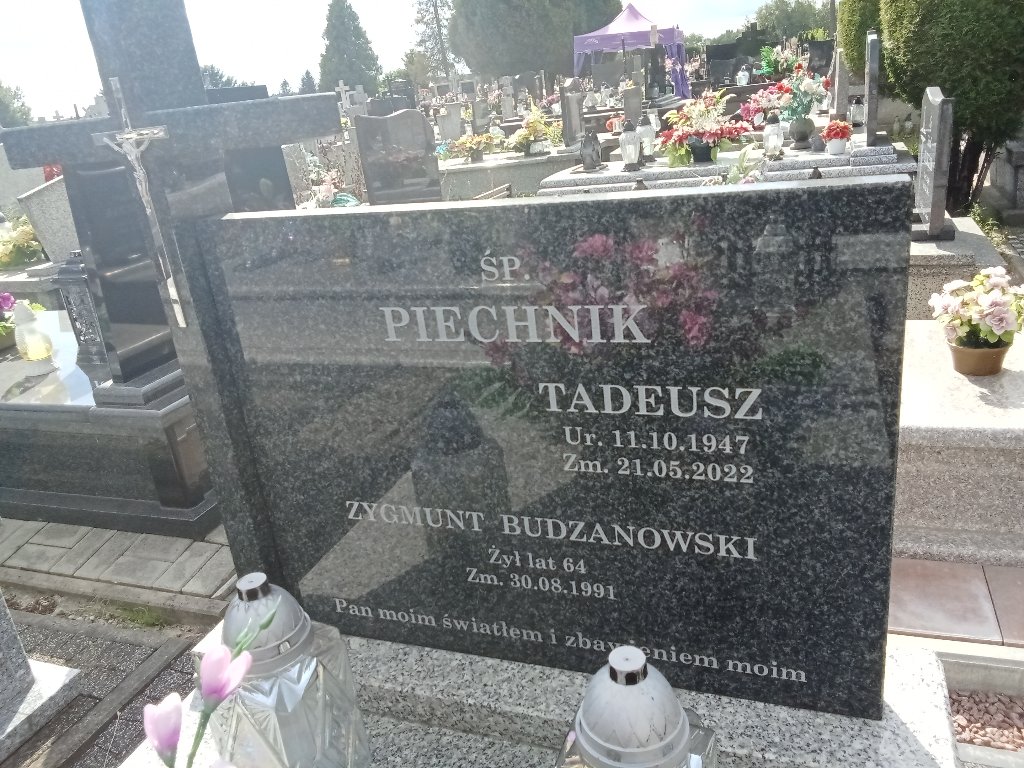 Tadeusz PIECHNIK 1947 Tomaszów Lubelski - Grobonet - Wyszukiwarka osób pochowanych