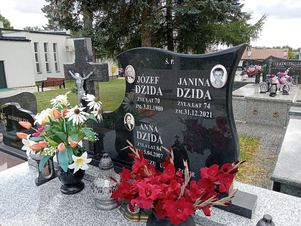 Anna DZIDA Tomaszów Lubelski - Grobonet - Wyszukiwarka osób pochowanych